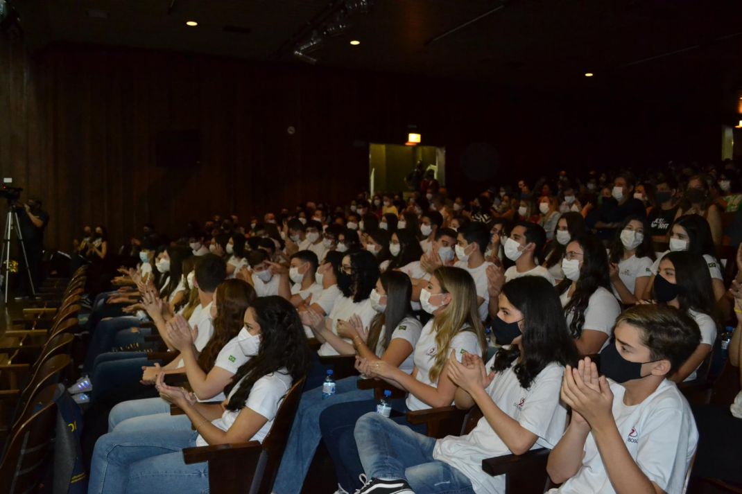 Entrega de certificados do 9º ano do Ensino Fundam