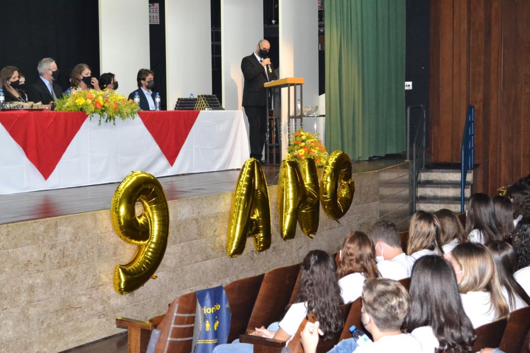 Entrega de certificados do 9º ano do Ensino Fundam