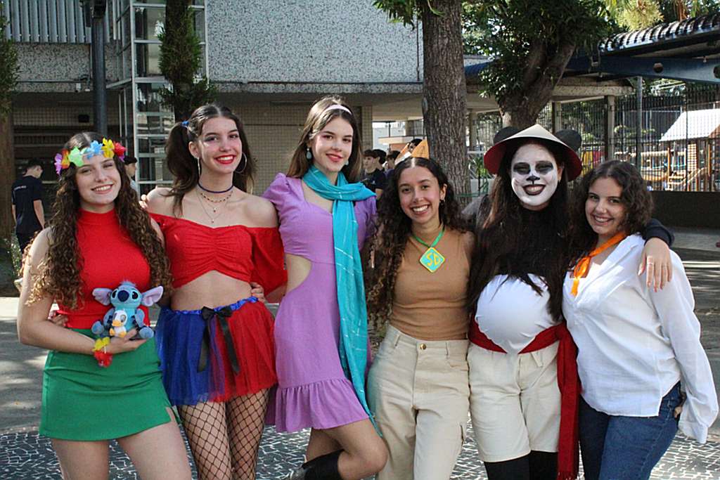 EM-trote-personagens-ensino-medio (13)