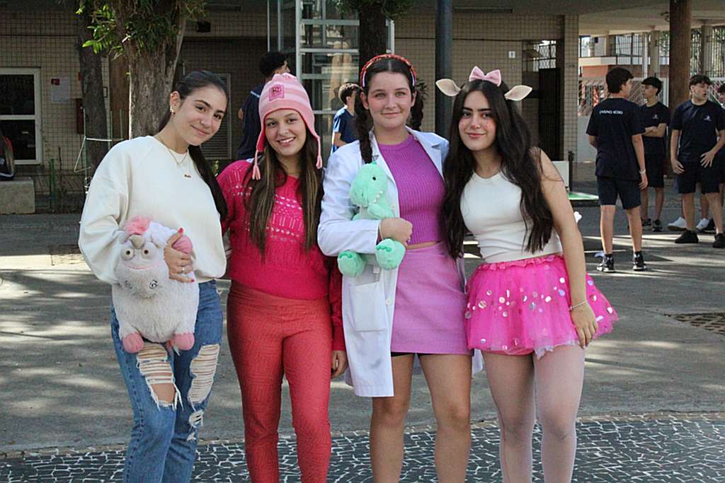 EM-trote-personagens-ensino-medio (25)